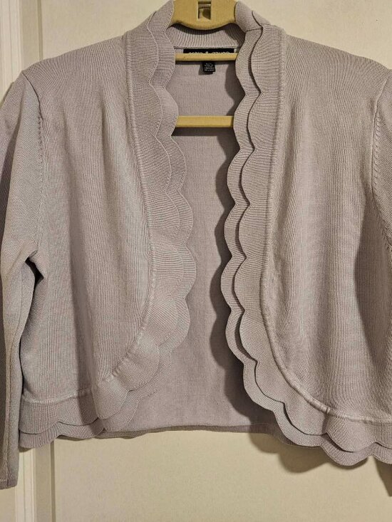 Cable & Gauge Sweaters - Cable & Gauge Scalloped Open Front Cardigan – Pale Lavender – Size L